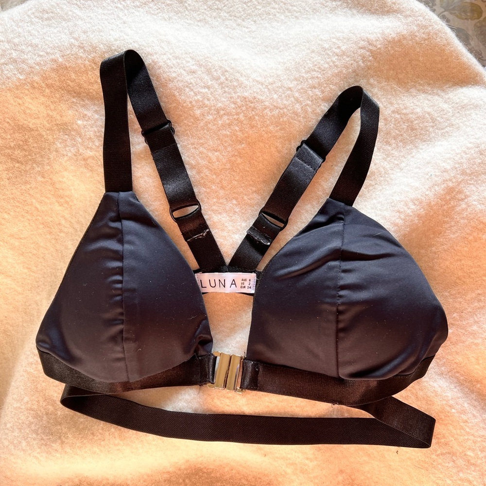 LunaLae polewear pole dance wear AU6 us2 bra too black